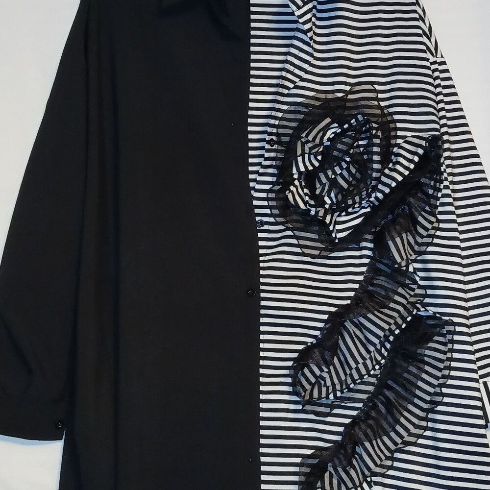 striped black and white dress with lace and flower designs SIZES 2X